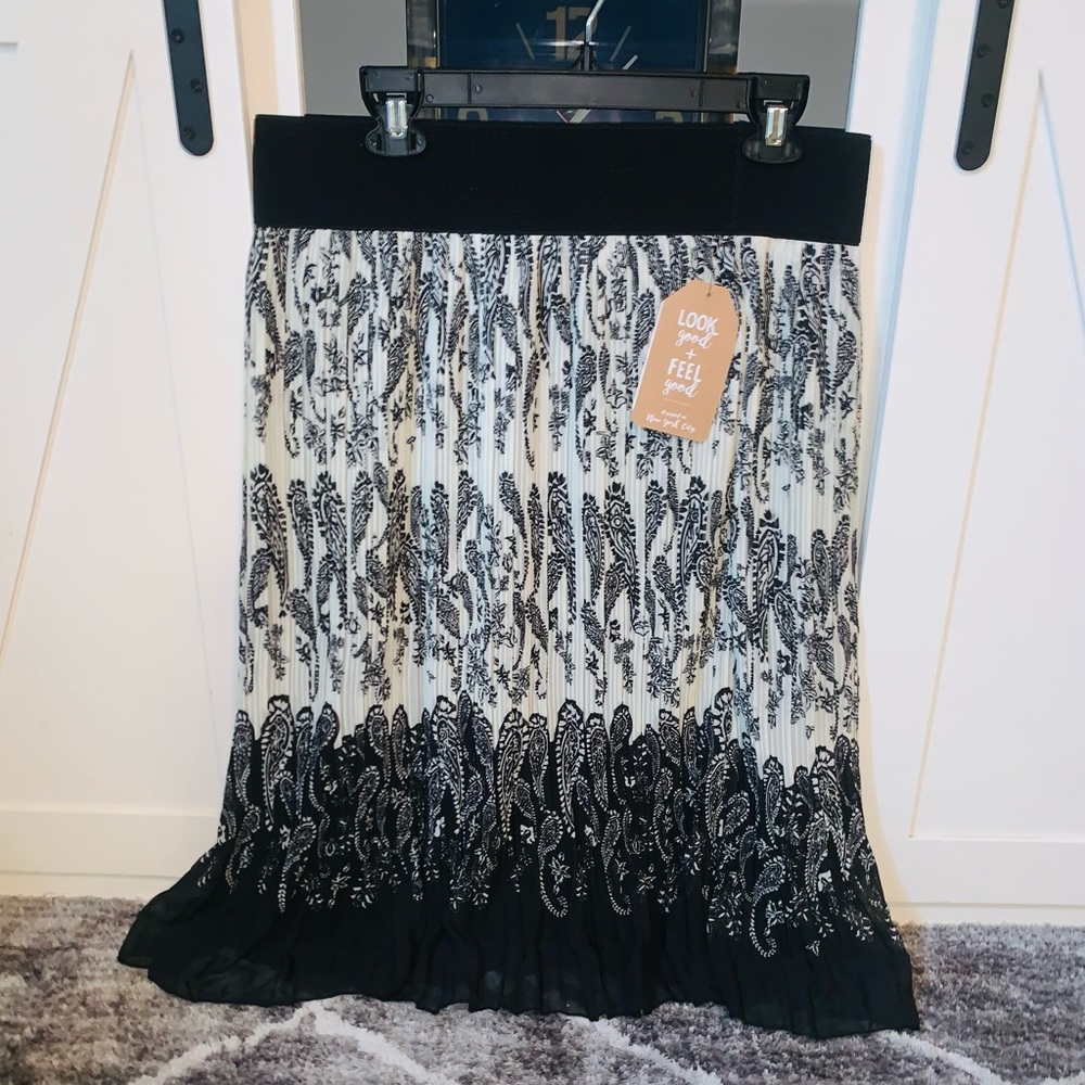 🌿Andi + James Skirt🌿